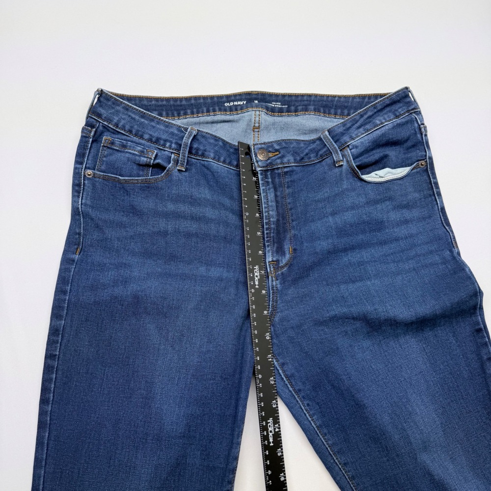 Old Navy Mid-Rise Kicker Boot-Cut Jeans Womens 16 Long Dark Wash Blue Denim - Picture 7 of 9